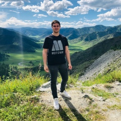 Дмитрий Янов