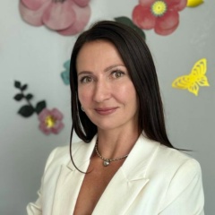 Таня Я'