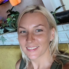 Анна Белоусова